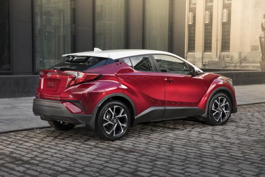  Toyota C-HR 2017 года  (NA) (фото 41 из 44)
